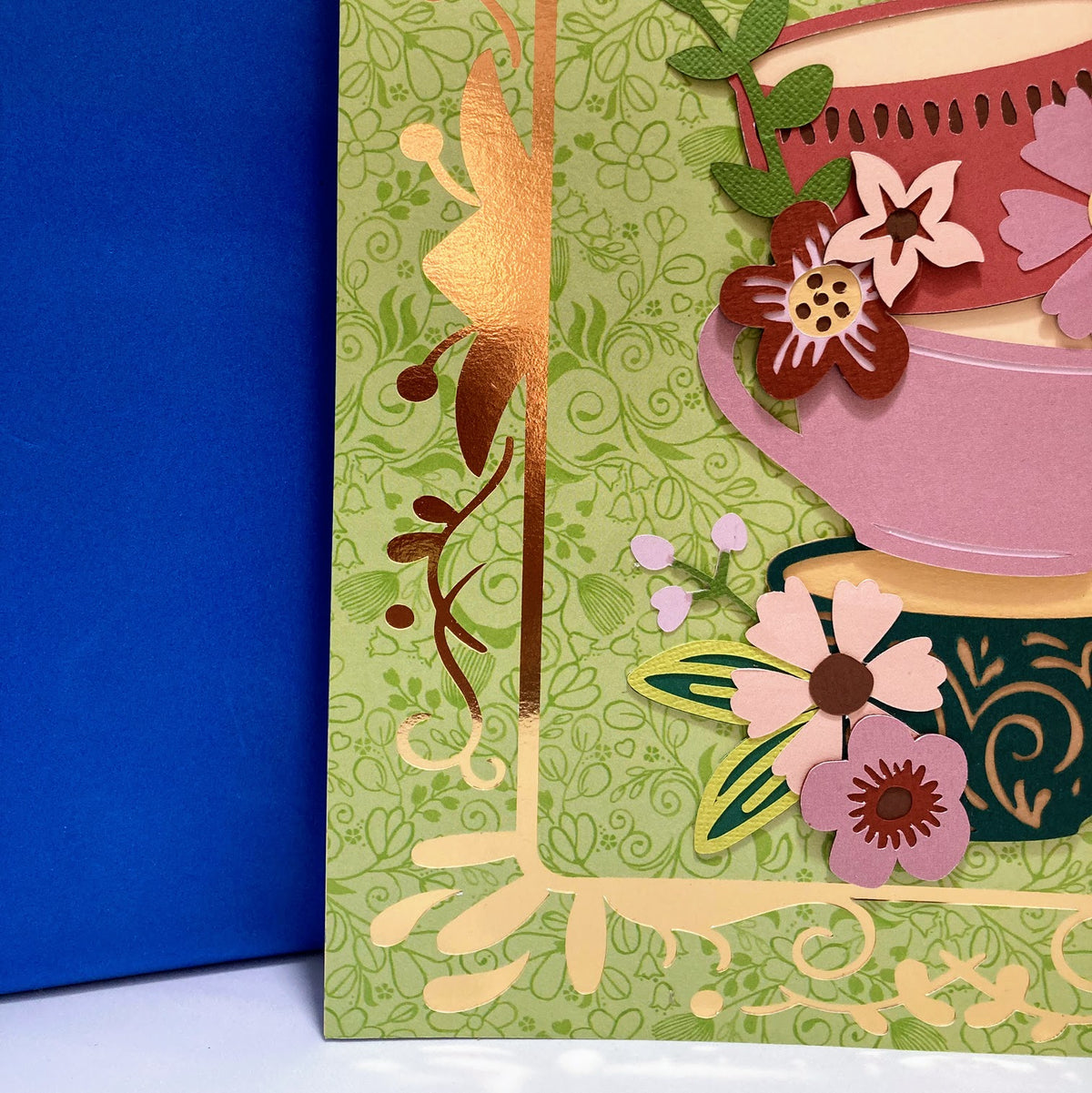 C'est Mon Thé Decorative Frame - Green background detail right