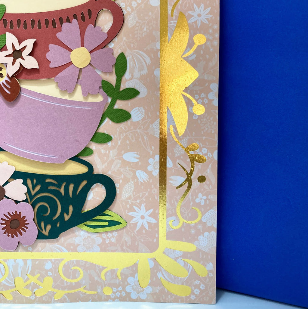C'est Mon Thé Decorative Frame - Rose background detail left
