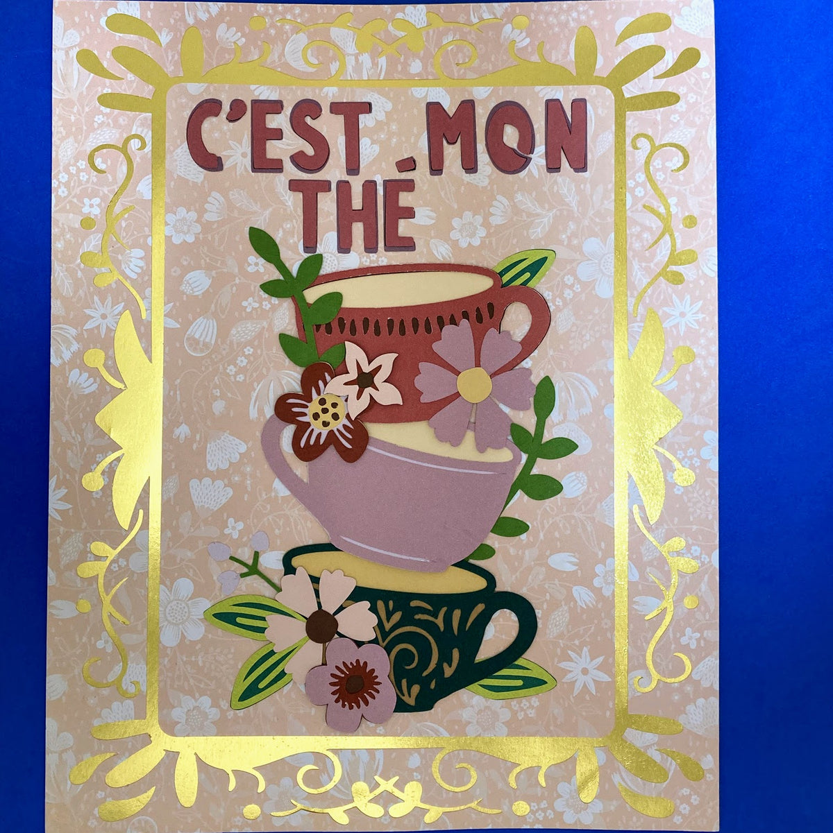 C'est Mon Thé Decorative Frame - Rose background full view