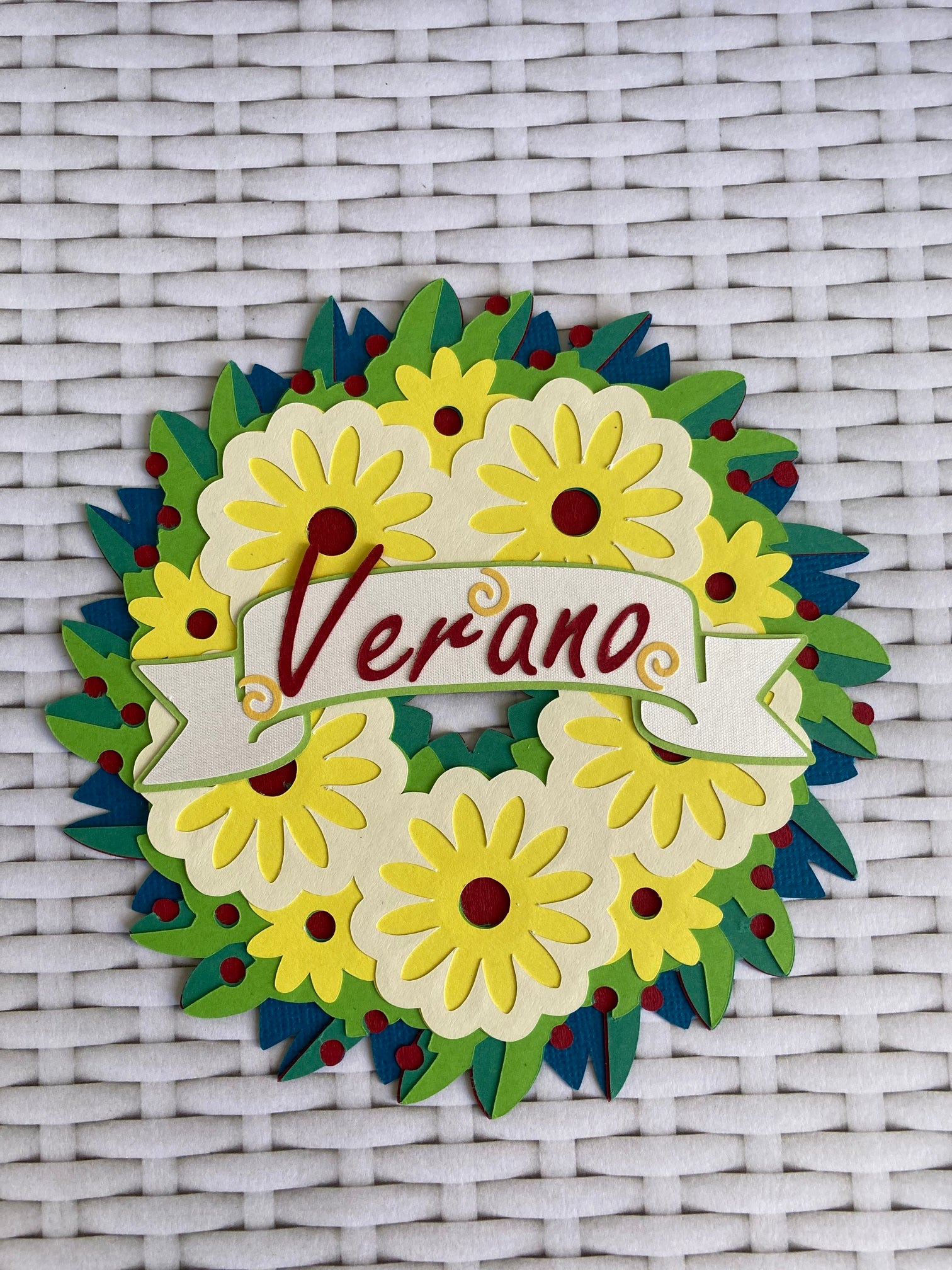 Summer Wreath with Banner and Title